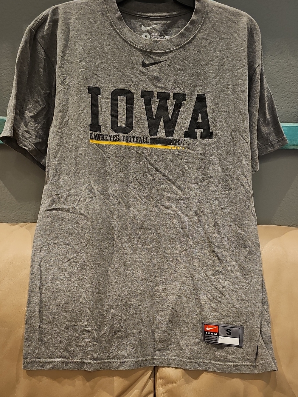 Nike Gray Iowa Hawkeyes Short-Sleeve Graphic Tee with Yellow Accent